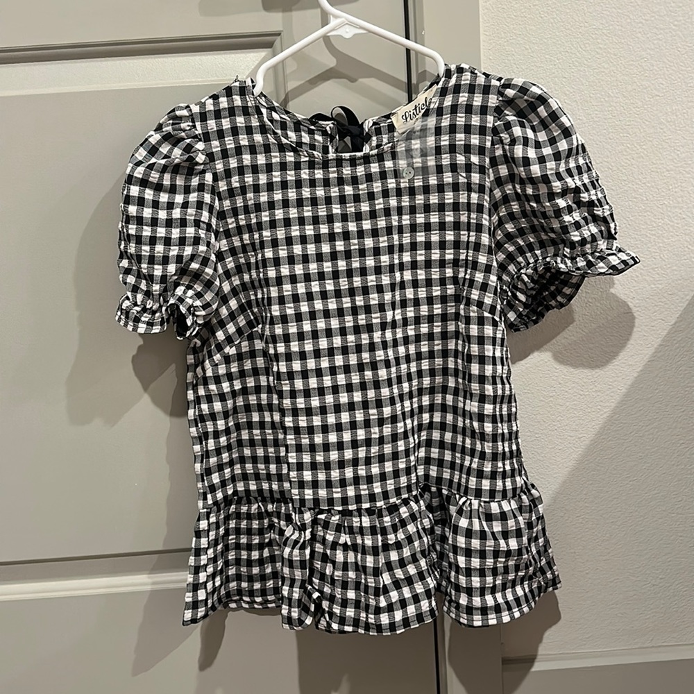 Black and white gingham peplum blouse -  NWT - puff sleeve - button up tie back